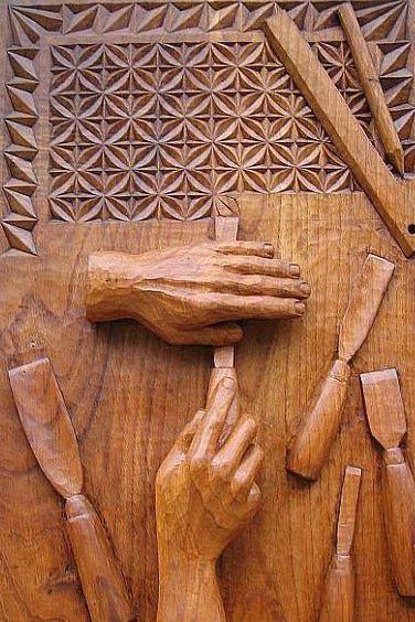 резьба по дереву