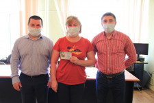 Вручение удостоверений и знаков отличия ГТО сотрудникам налоговой службы