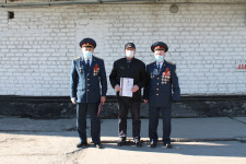 В Ирбите прошло торжественное построение сотрудников СИЗО-2, посвященное празднованию Дня Победы